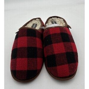 Slippers women size 9-10 Eddie Baur Red and Black Flannel.